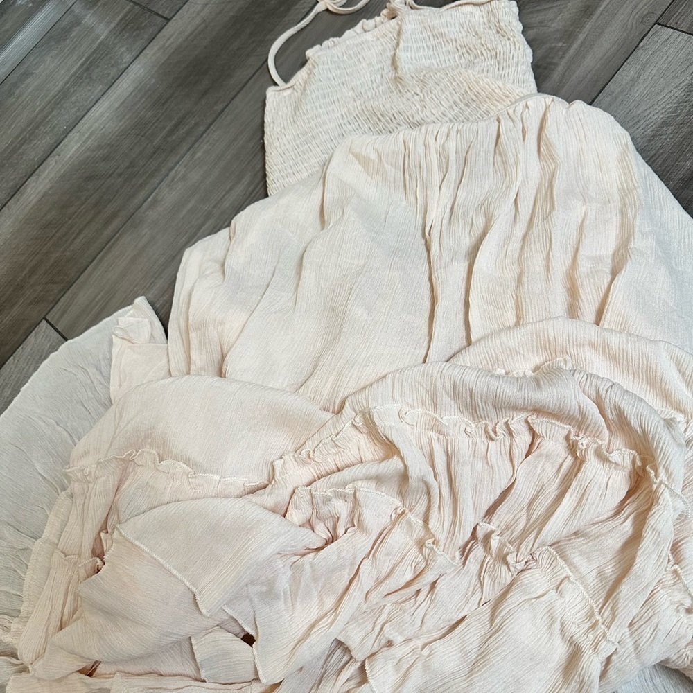Elegant Cream Maxi Dress